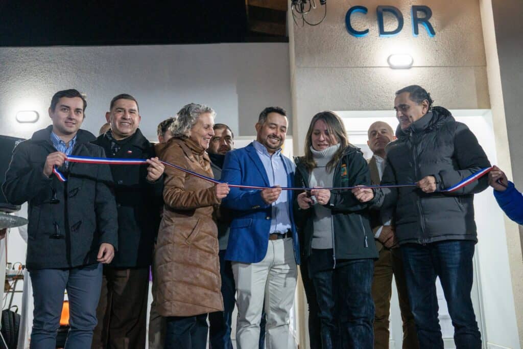Inauguran sede social del Club Deportivo Rauco tras millonaria inversión gubernamental
