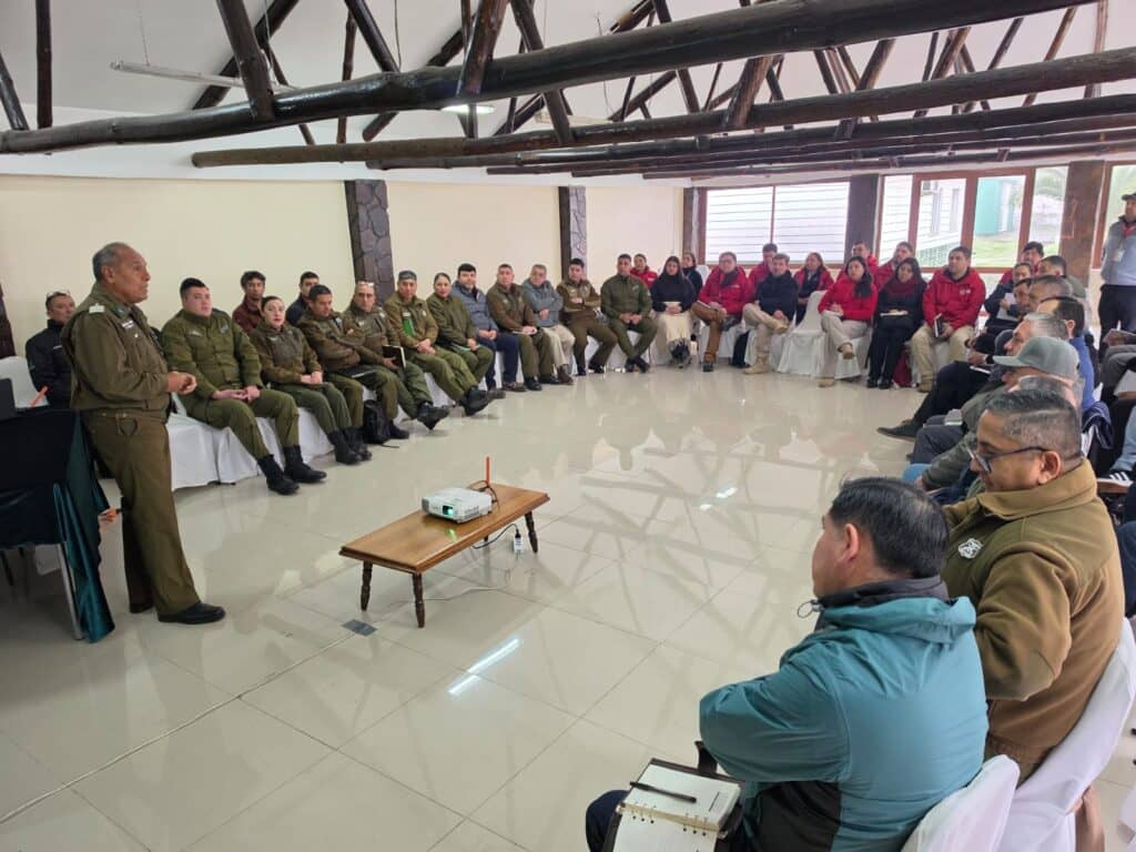 Carabineros capacita a inspectores de Seguridad Pública sobre sus nuevas atribuciones legales