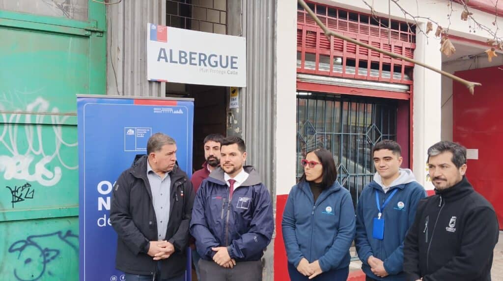 Seremi de Desarrollo Social y Familia inauguró albergue en calle Peña de Curicó