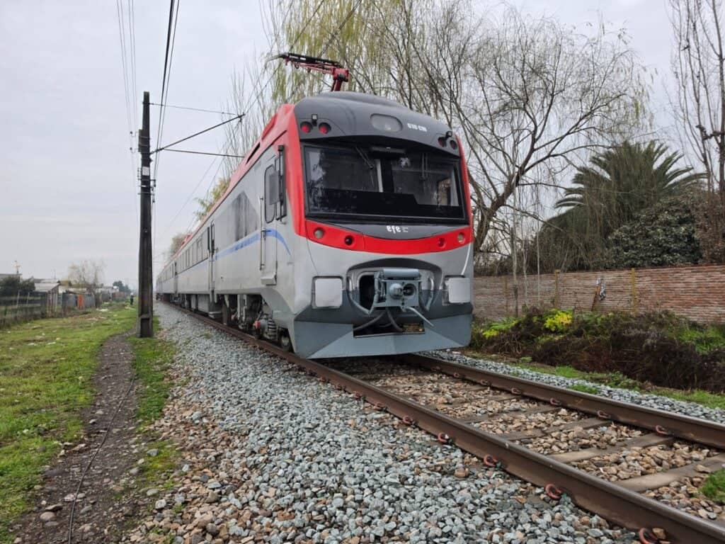 Hombre falleció tras ser arrollado por un tren de pasajeros en el sector Maquehua de Curicó