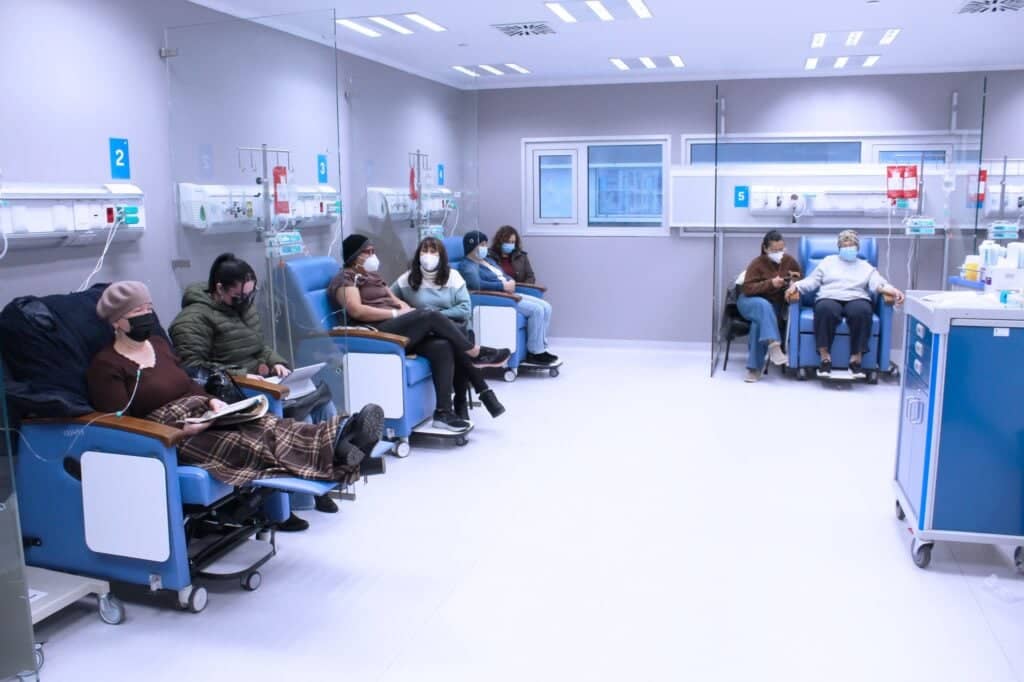 FENATS valora nueva Unidad Oncológica, pero advierte crisis financiera en Hospital de Curicó