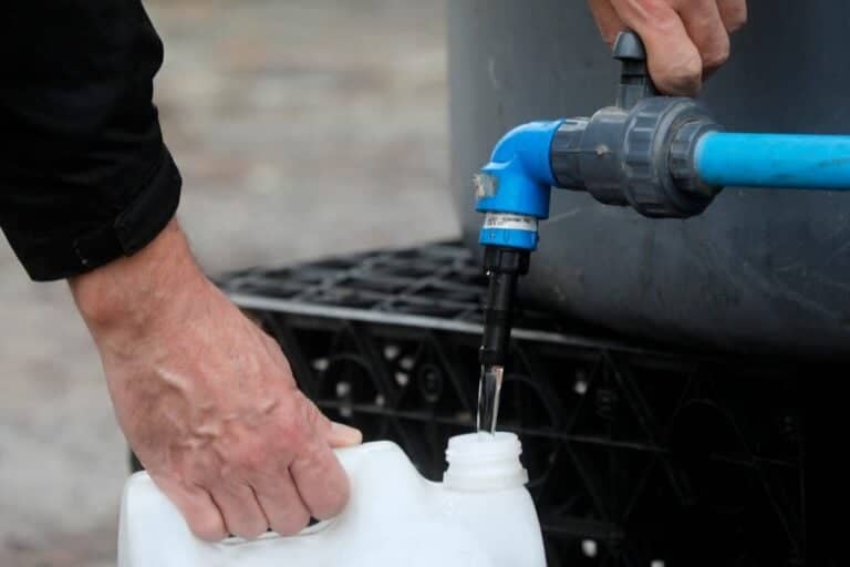 Suspensión preventiva de agua potable afecta a la localidad de Lora en Licantén