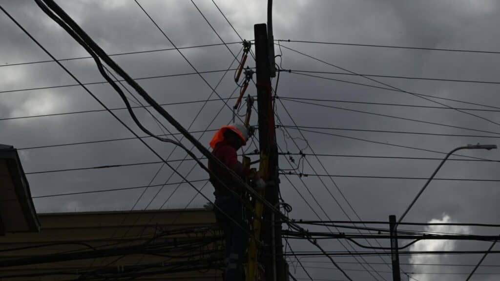 Concejal de Vichuquén denuncia a CGE ante la SEC por cortes de energía que se extendieron por casi 80 horas