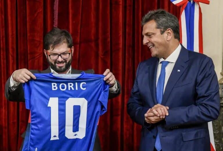 Expresidente Boric celebra el triunfo de Argentina en el Mundial: "Qué hermoso que es el futbol"