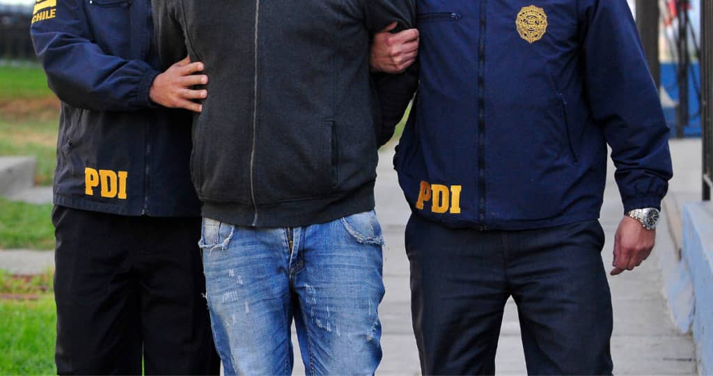 Prisión preventiva para sujeto acusado de doble femicidio frustrado tras agredir a dos jóvenes en Pencahue