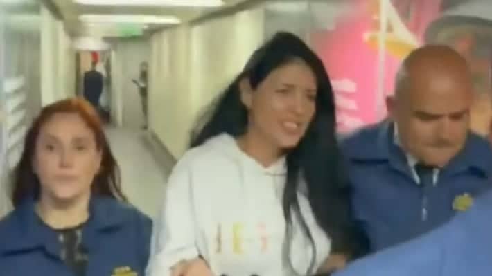 Karen Rojo regresa a Chile tras ser extraditada desde Países Bajos