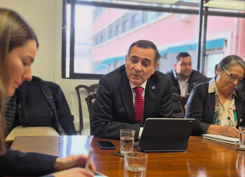 Diputado Muñoz y ministra de Educación evalúan puesta en marcha del SLEP Los Cerezos