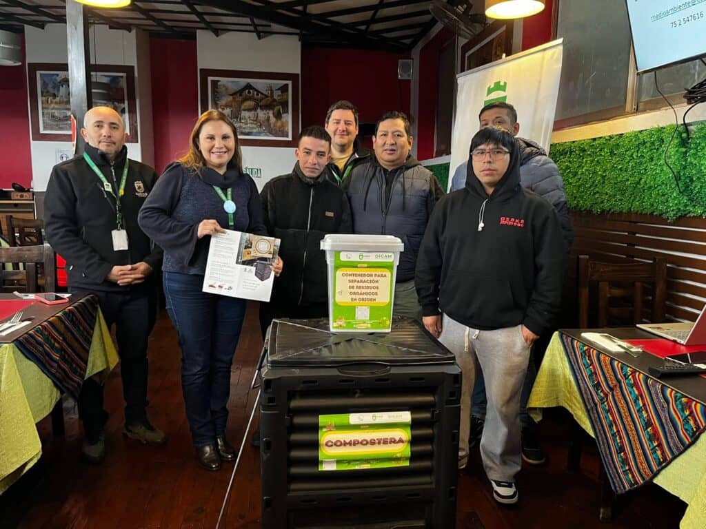 Medioambiente de Curicó capacita en compostaje al ganador del "Mejor Caldo 2026"