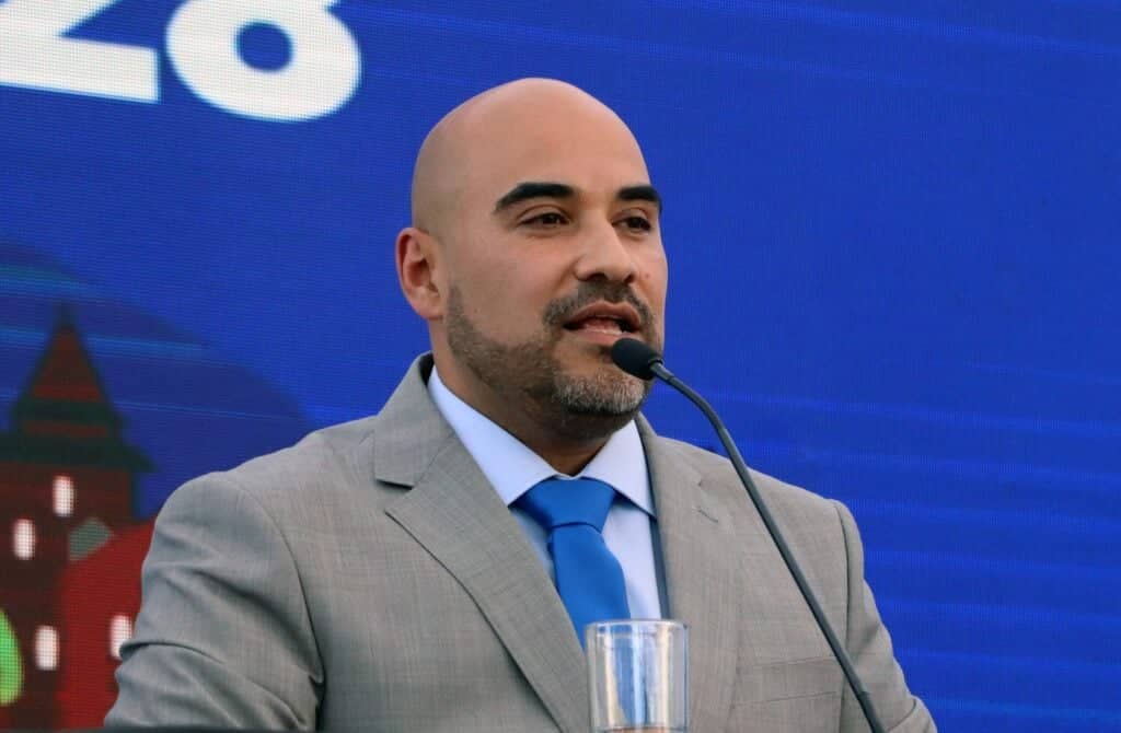 "Hemos hecho nuestra tarea": Alcalde de Molina exige certezas por traspaso al SLEP Los Cerezos