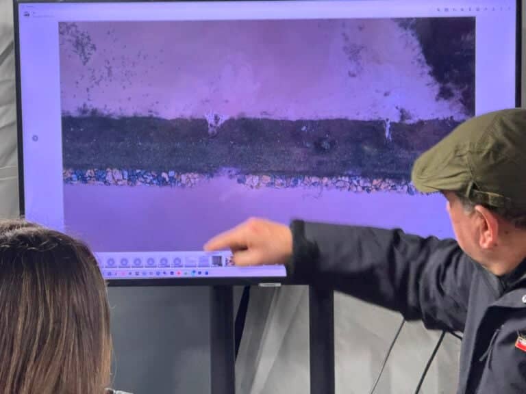 Autoridades evalúan reparación urgente del pretil en Placilla tras filtraciones por crecida del río Mataquito