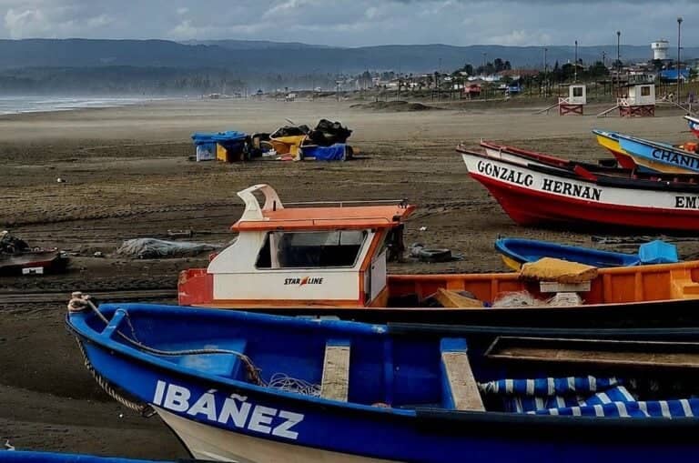 Cierran puerto de Pichilemu para embarcaciones menores por pronóstico de mal tiempo