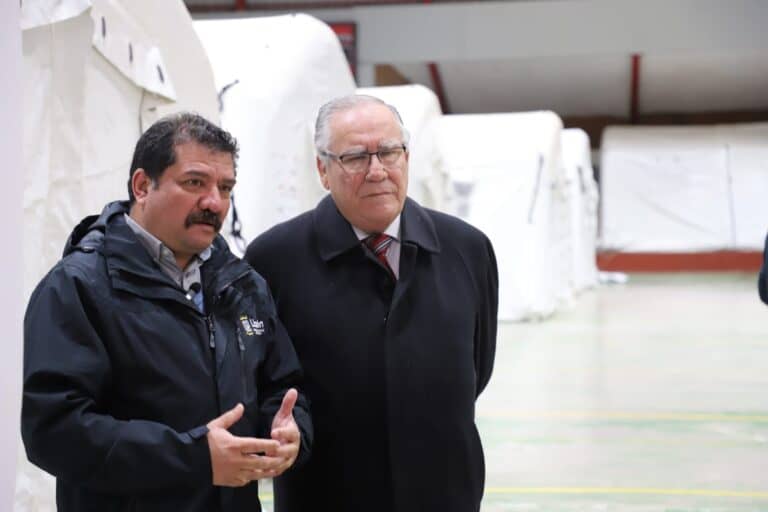 Ministro de Agricultura visita Licantén para abordar los desafíos del sector productivo frente a emergencias climáticas