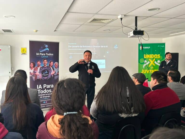 Curicó impulsa el futuro: Jóvenes participan en innovador taller sobre el uso y alcance de la IA