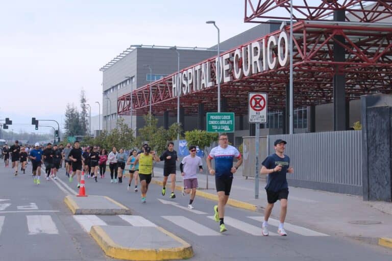 Hospital de Curicó cerró el Mes del Corazón con masiva corrida familiar