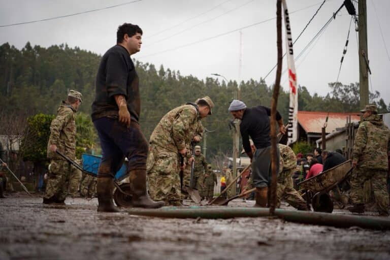 Gobierno coordina apoyo de Ejército y Carabineros en Putú tras aluvión