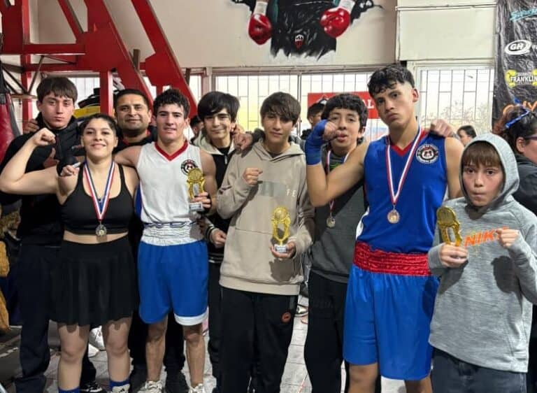 Club Rendirse Jamás brilla en Santiago en competencia boxeril