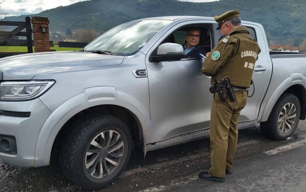 Carabineros despliega campaña preventiva para evitar el robo de vehículos en Zapallar