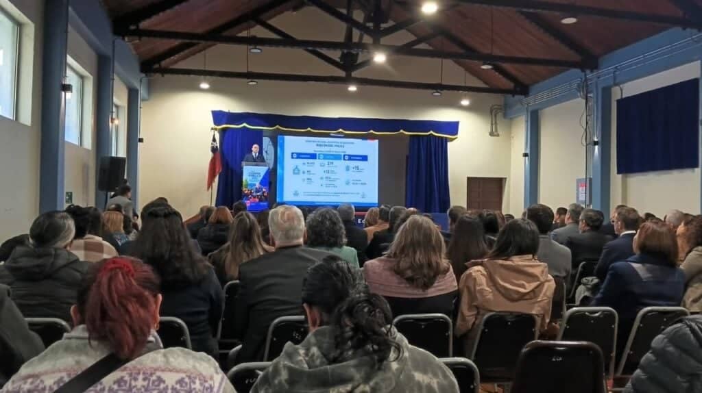 Alta asistencia escolar y desafíos de los SLEP marcan Cuenta Pública de Educación en Curicó