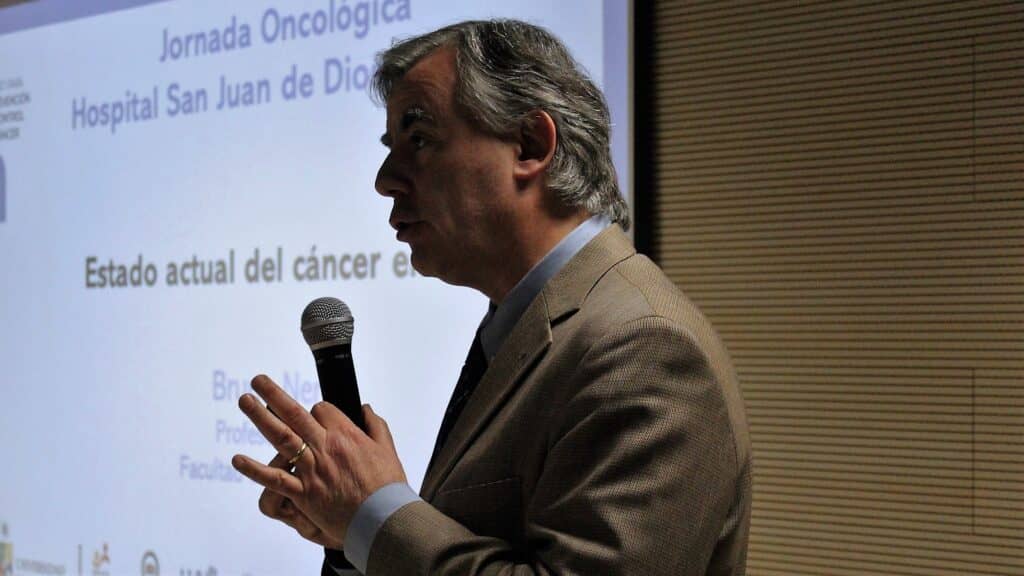 Buscan recaudar un millón de dólares para ampliar la Unidad de Oncología del Hospital de Curicó