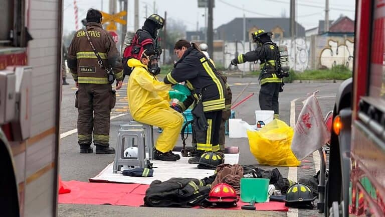 Con drones y unidad HazMat: Así se desarrolló masivo simulacro de emergencia en Curicó