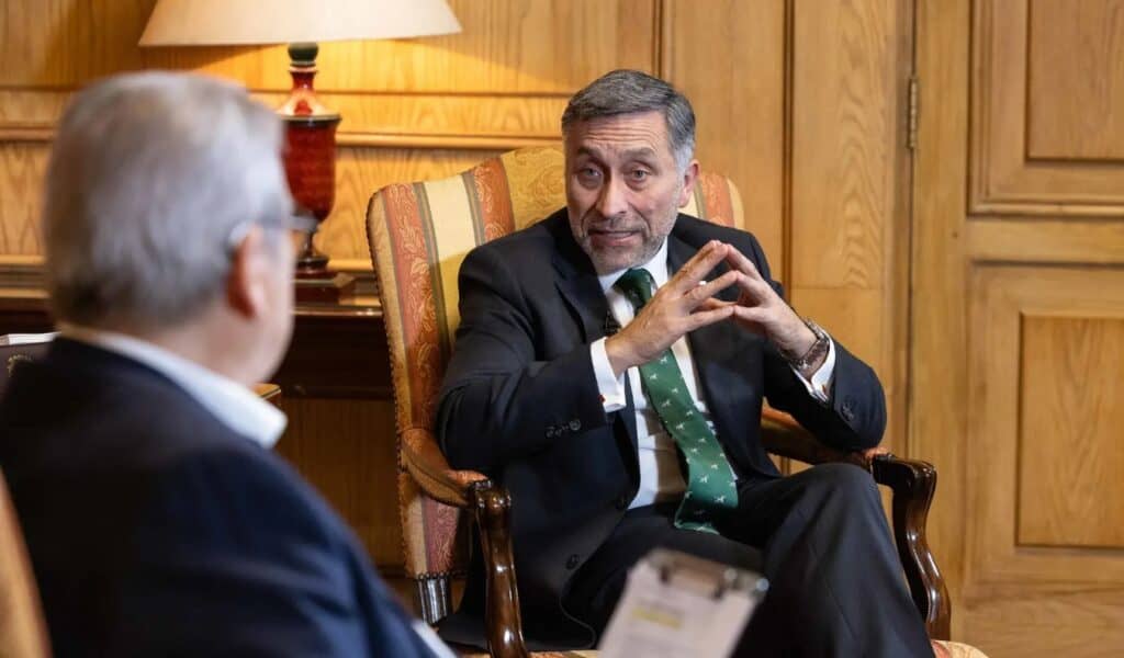 Senador Vial integra nueva bancada que busca indulto para uniformados procesados por el estallido social