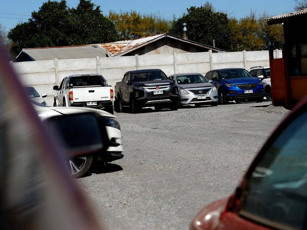 Curicó estrena aparcadero municipal en exescuela de Vista Hermosa
