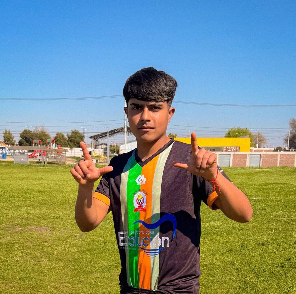 Maverick Muñoz: el joven talento de Santa Fe que llevará el nombre de su barrio hasta España