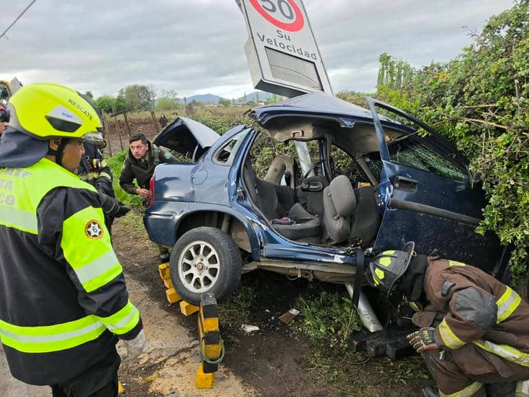 Persecución termina con adolescente detenido por drogas y choque a alta velocidad