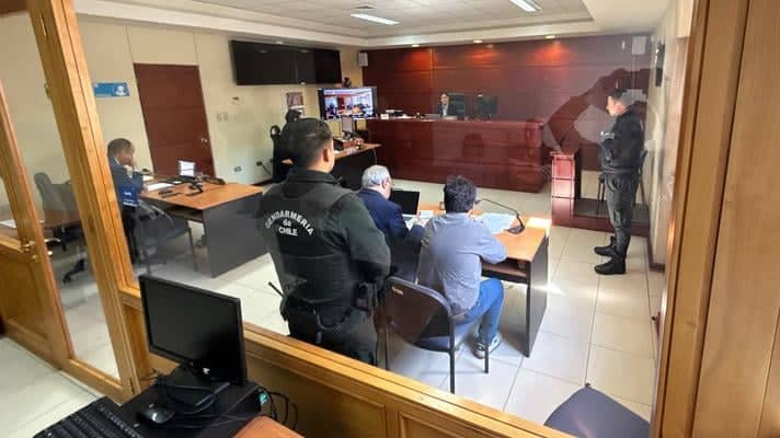 Familiares de víctimas expresan indignación por falta de arrepentimiento de abogado que protagonizó fatal accidente en la ruta a Radal
