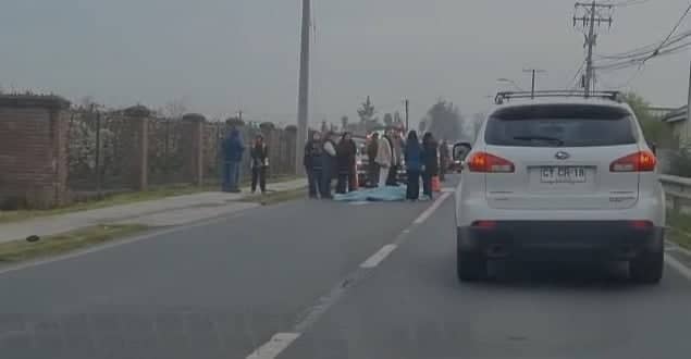 Mujer resulta gravemente herida tras ser atropellada por un motorista en un paso peatonal de Curicó