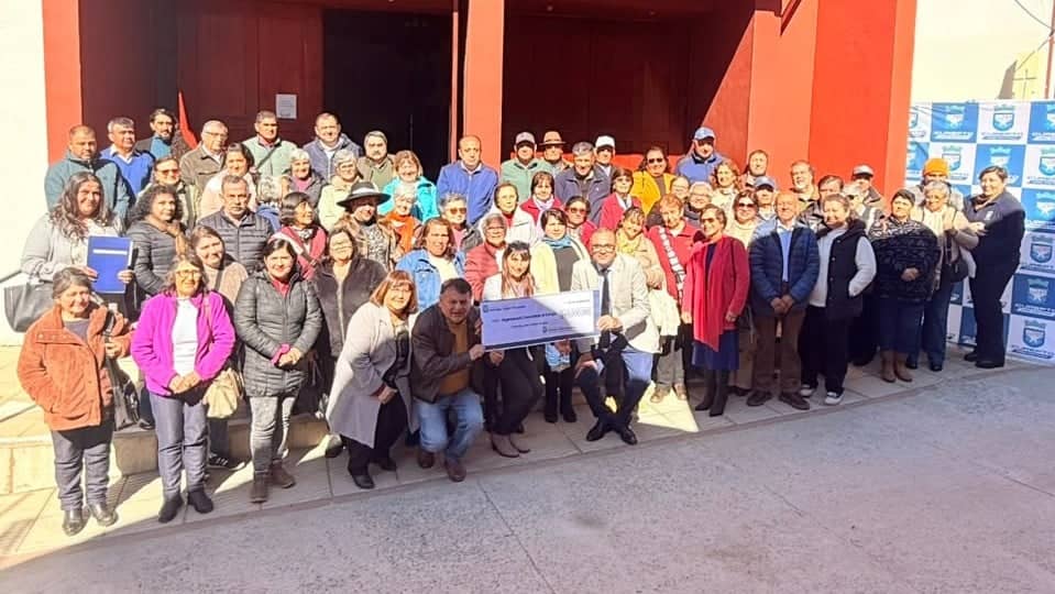 Municipalidad de Curepto beneficia a 86 organizaciones sociales con 45 millones de pesos del fondo FONDEVE