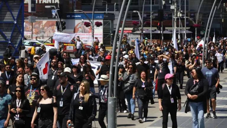 Confech llama a paro nacional el 1 de octubre: CUT y Colegio de Profesores se suman a movilización