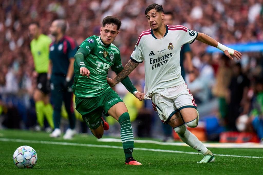 Wanderers cae ante Real Madrid en la Intercontinental Sub 20 con polémica expulsión