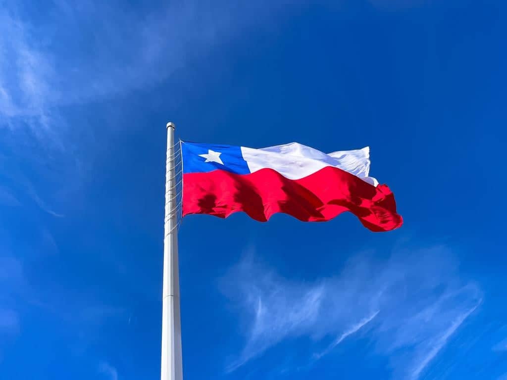 Fiestas Patrias 2026: Días clave para izar la bandera chilena y evitar multas