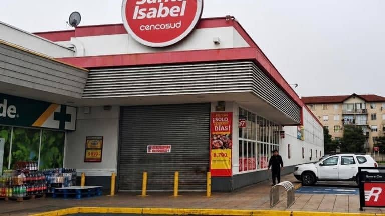 Inician sumario y decretan el cierre temporal de supermercado Santa Isabel de Curicó