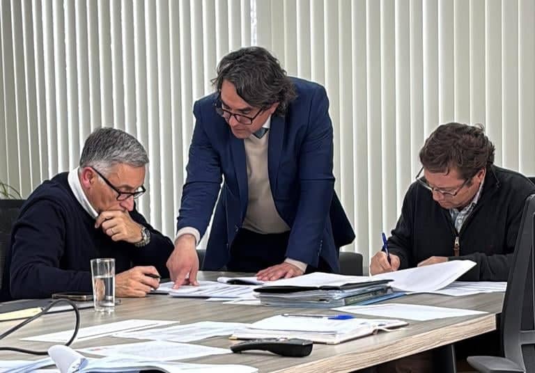 Senador Vial junto a autoridades del Maule defienden presupuesto ante recortes para el 2027