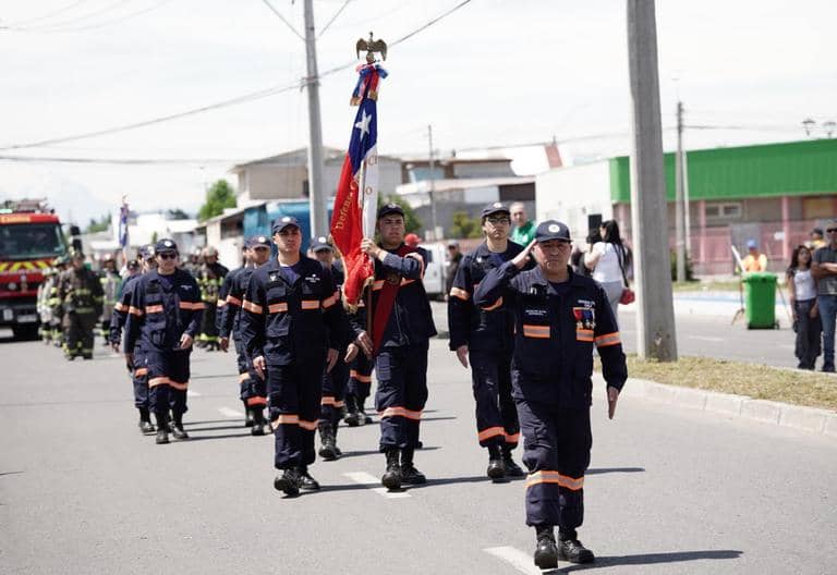 Municipalidad de Curicó destacó como "impecable" el Desfile Familiar en sector de Santa Fe