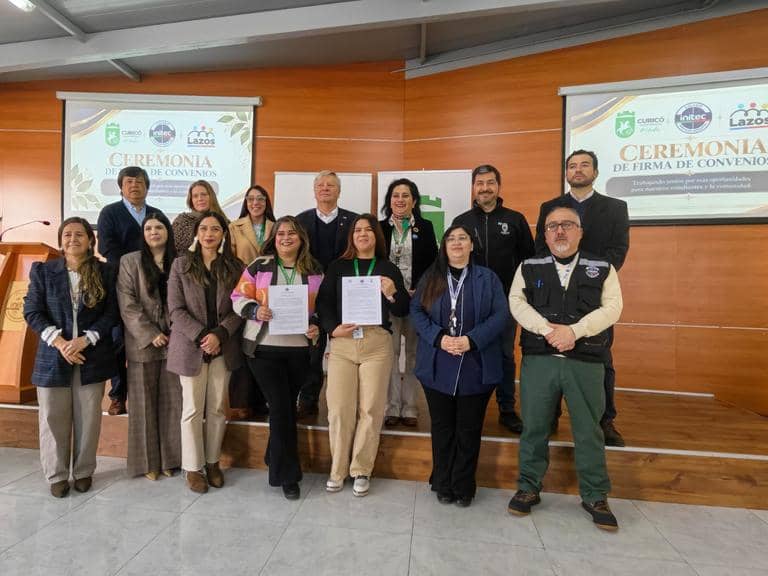 Firman convenios colaborativos entre municipalidad de Curicó e INITEC