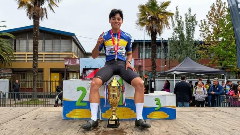 Cristian Arriagada se consagra campeón de la 35ª edición de la Open de Ciclismo de Curicó