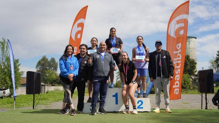 Más de mil personas dieron vida a la Primera Corrida Familiar de Casa Blanca
