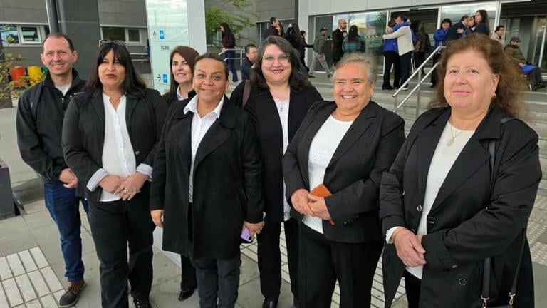 Vecinos del Hospital Provincial de Curicó denuncian amenazas por parte de comerciantes ambulantes