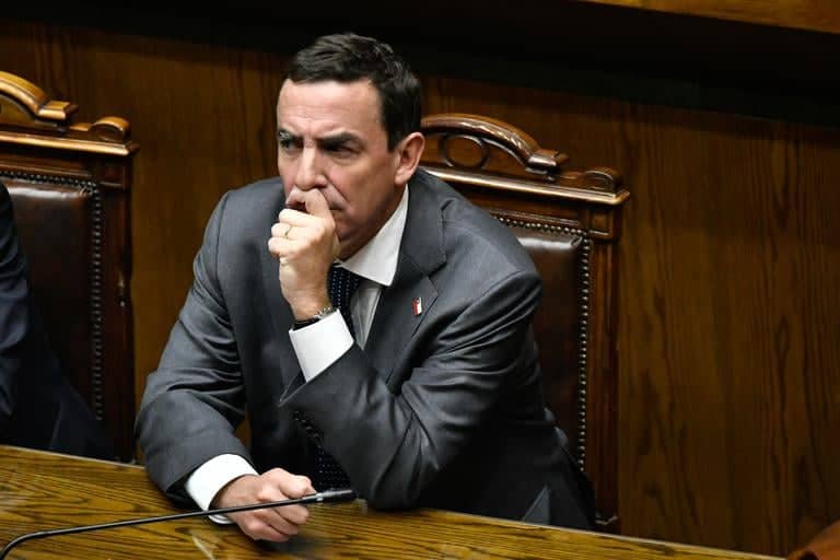 Más allá de los delitos sexuales: Ministro Rabat confirmó que rebajas de penas alcanza a condenados en Punta Peuco