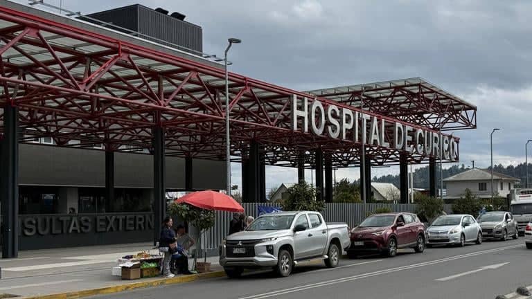 Carabineros detiene a exfuncionaria por múltiples robos y hurtos al interior del Hospital de Curicó