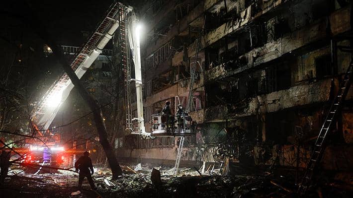 Ataques rusos a Ucrania dejan tres muertos y más de 20 heridos