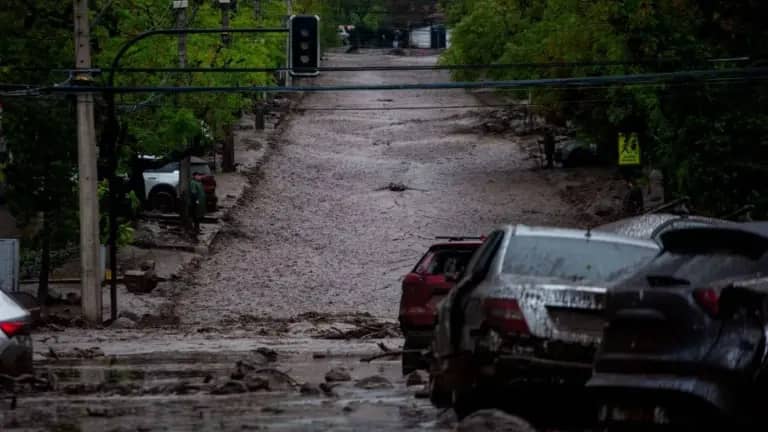 Sernageomin alerta sobre zonas de riesgo de aluviones por nuevo sistema frontal