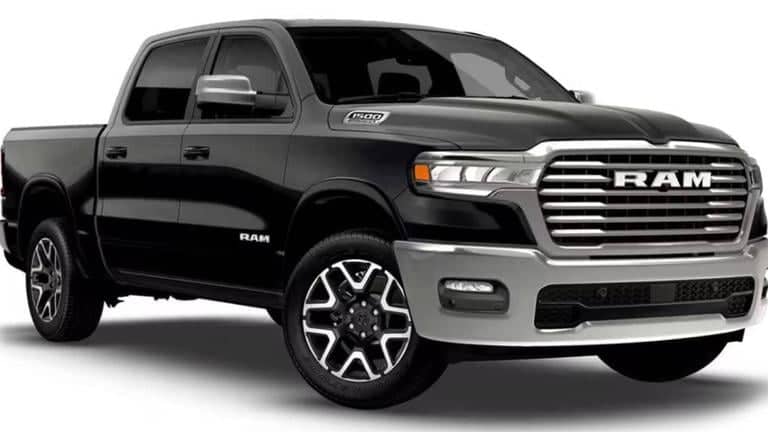 Sernac emite alerta de seguridad para vehículos Jeep y RAM por posible falla en cámara de retrovisión