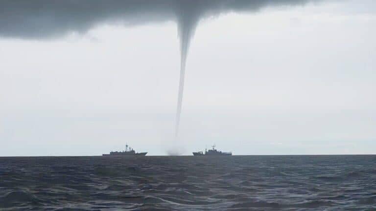 Armada advierte sobre riesgo de trombas marinas en cinco regiones