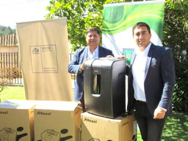Entregan trituradoras de papel para impulsar correcta gestión de los residuos en Empedrado