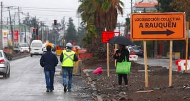 Solicitarán más señaléticas para orientar en desvíos del Eje Freire-Alessandri en Rauquén