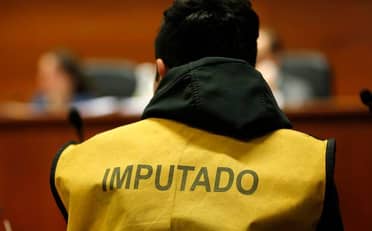Prisión preventiva para entrenador de voleibol por delitos sexuales contra menores en Linares
